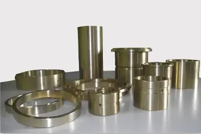 Bronze Sob Modelo
